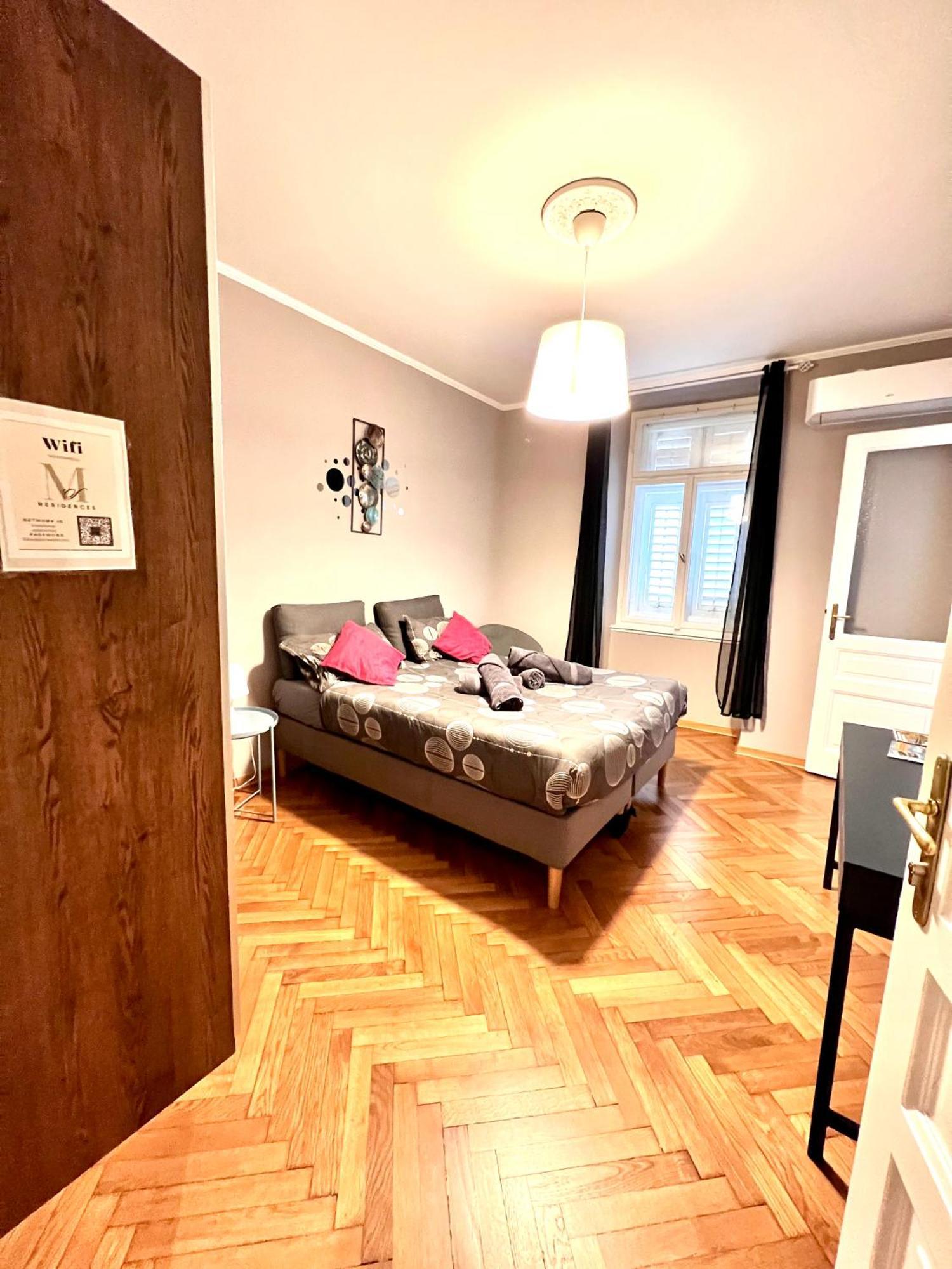 Residence Montanelli Trieste Esterno foto