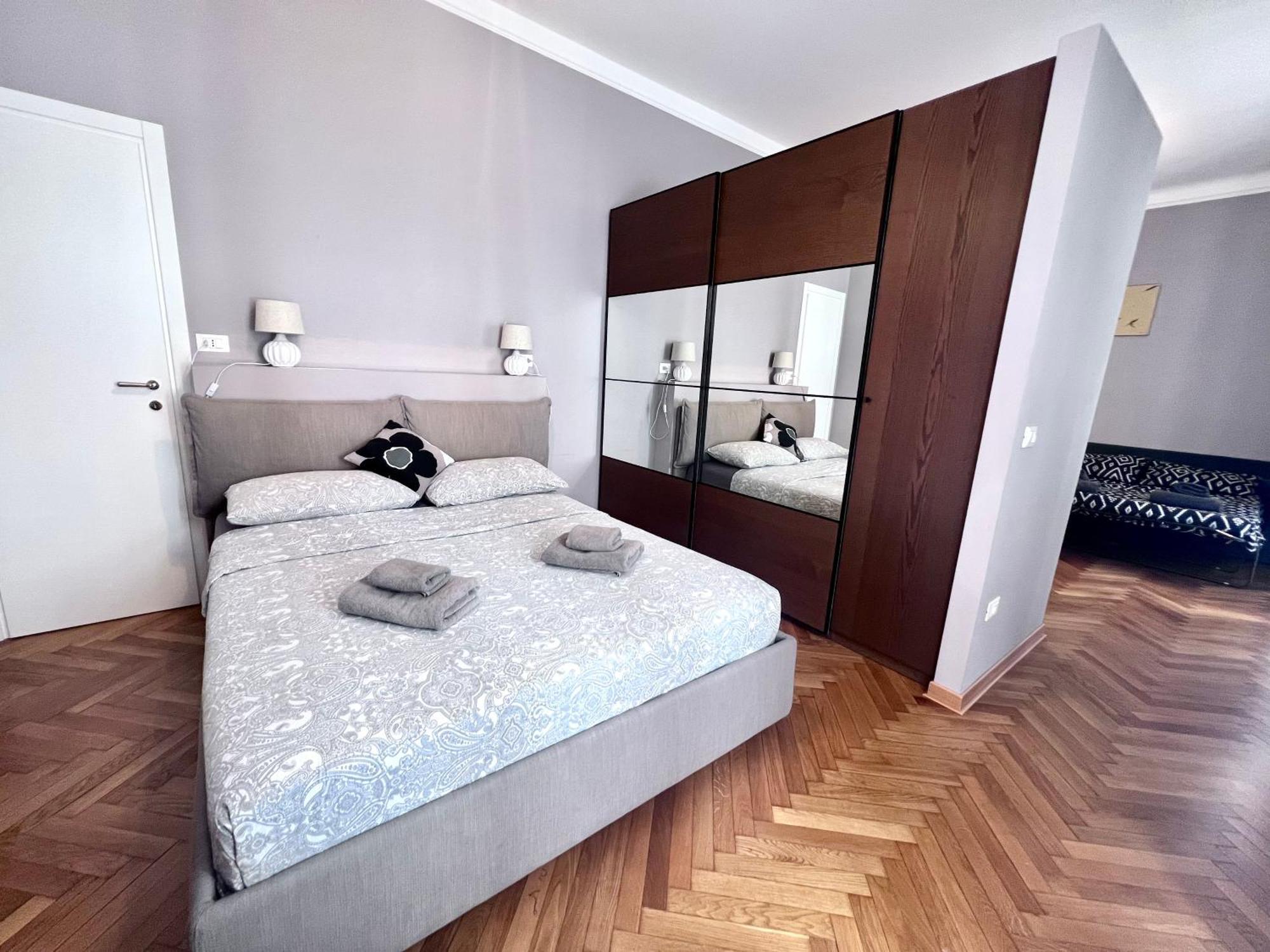 Residence Montanelli Trieste Esterno foto